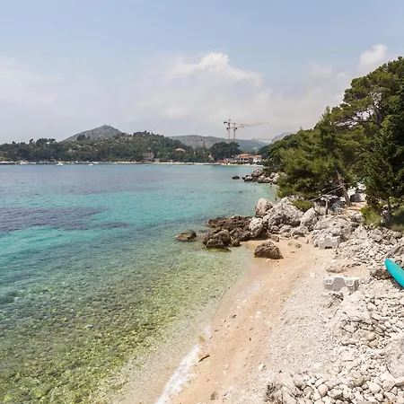 Nedia - 2 With Private Pool & Sea View Mlini