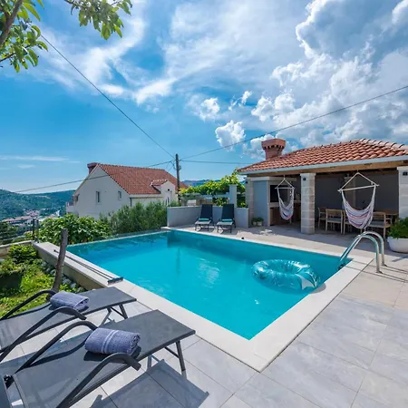 Σπίτι διακοπών Nedia - 2 With Private Pool & Sea View